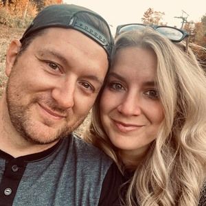 Meet your Posher, Roxanne